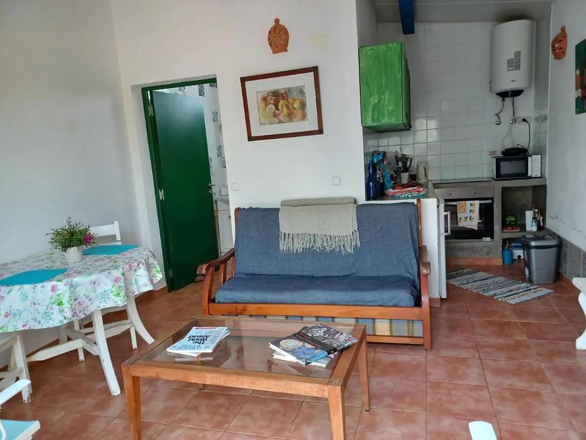 Casa Bonita 0*, Lagos